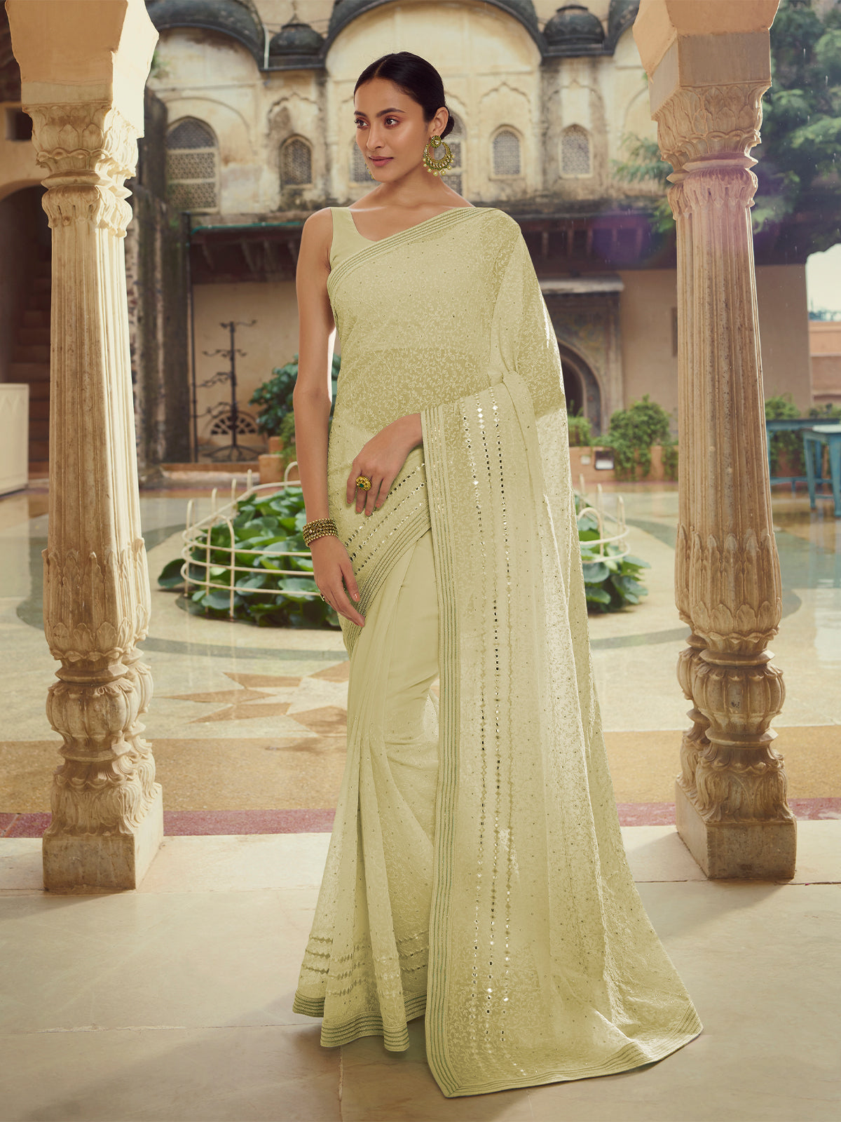 Olive Georgette Saree With Unstitched Blouse