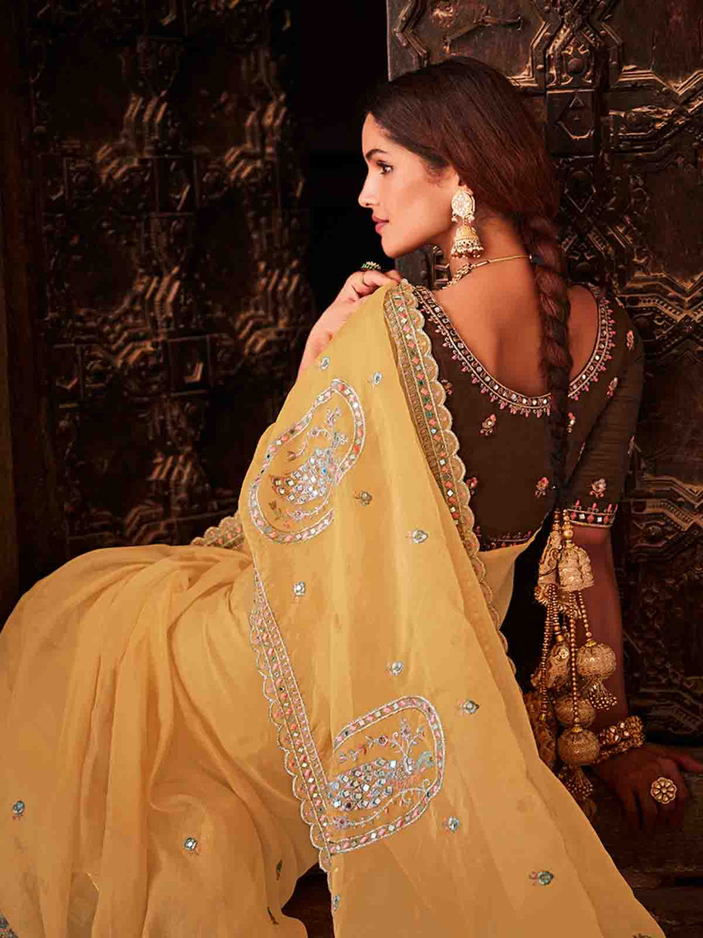 Yellow Organza Embroidered Saree With Unstitched Blouse