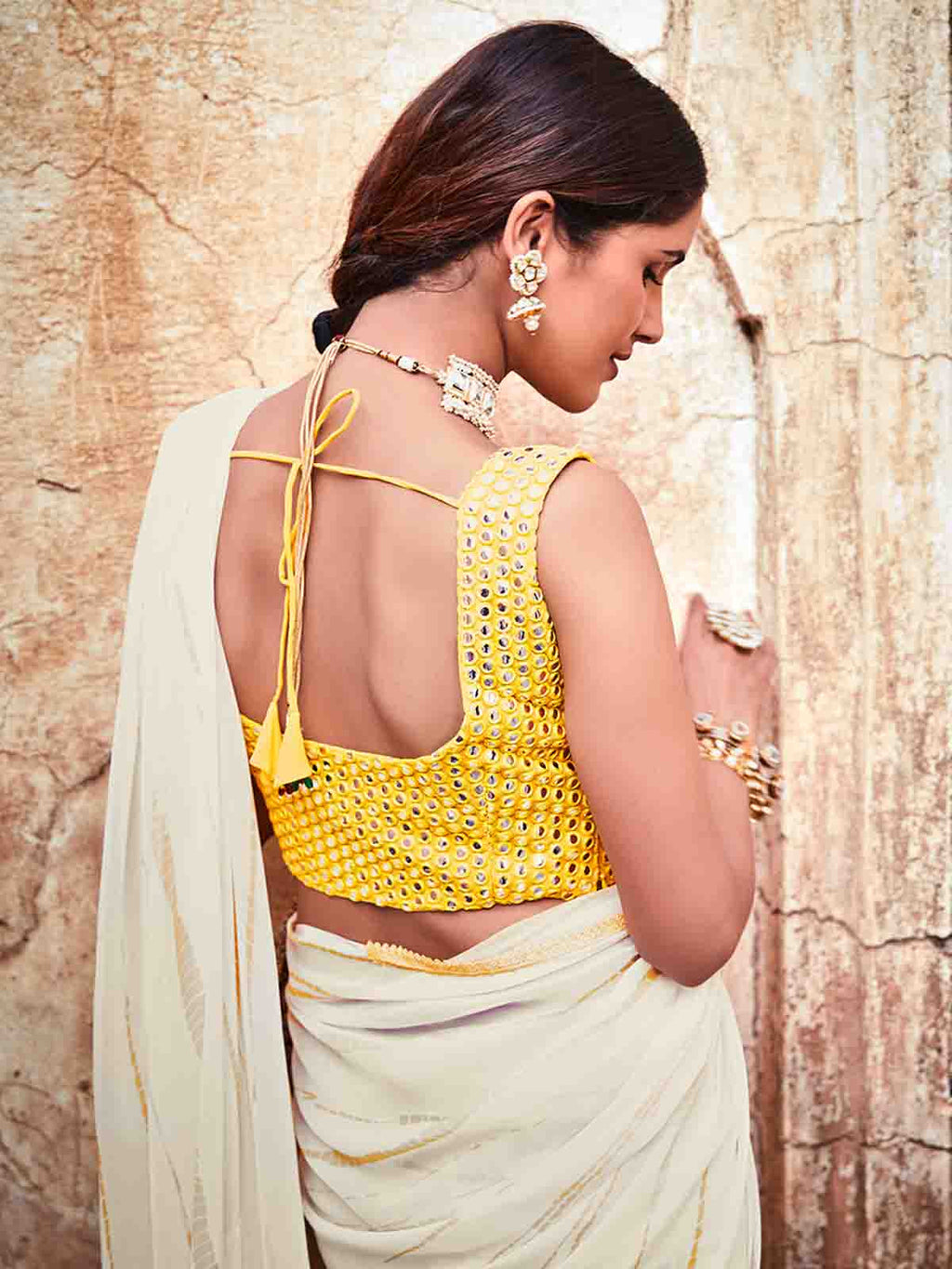 White Georgette Embroidered Saree With Unstitched Blouse