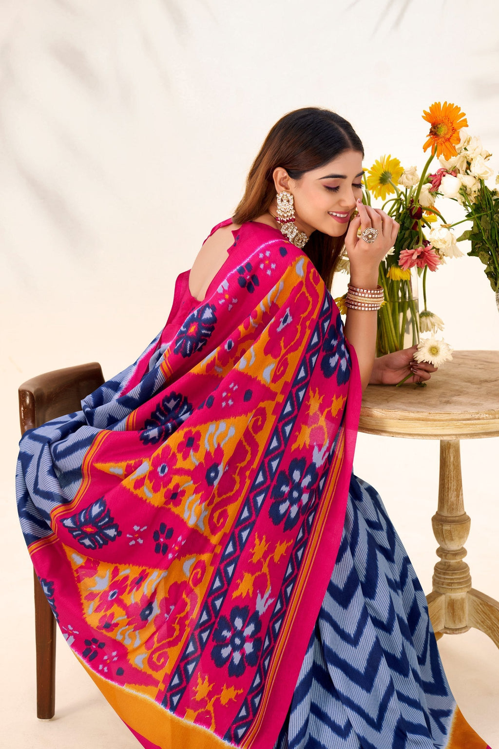 Blue Elegant Printed Tasar Silk Saree with Matching Unstitched Blouse Piece