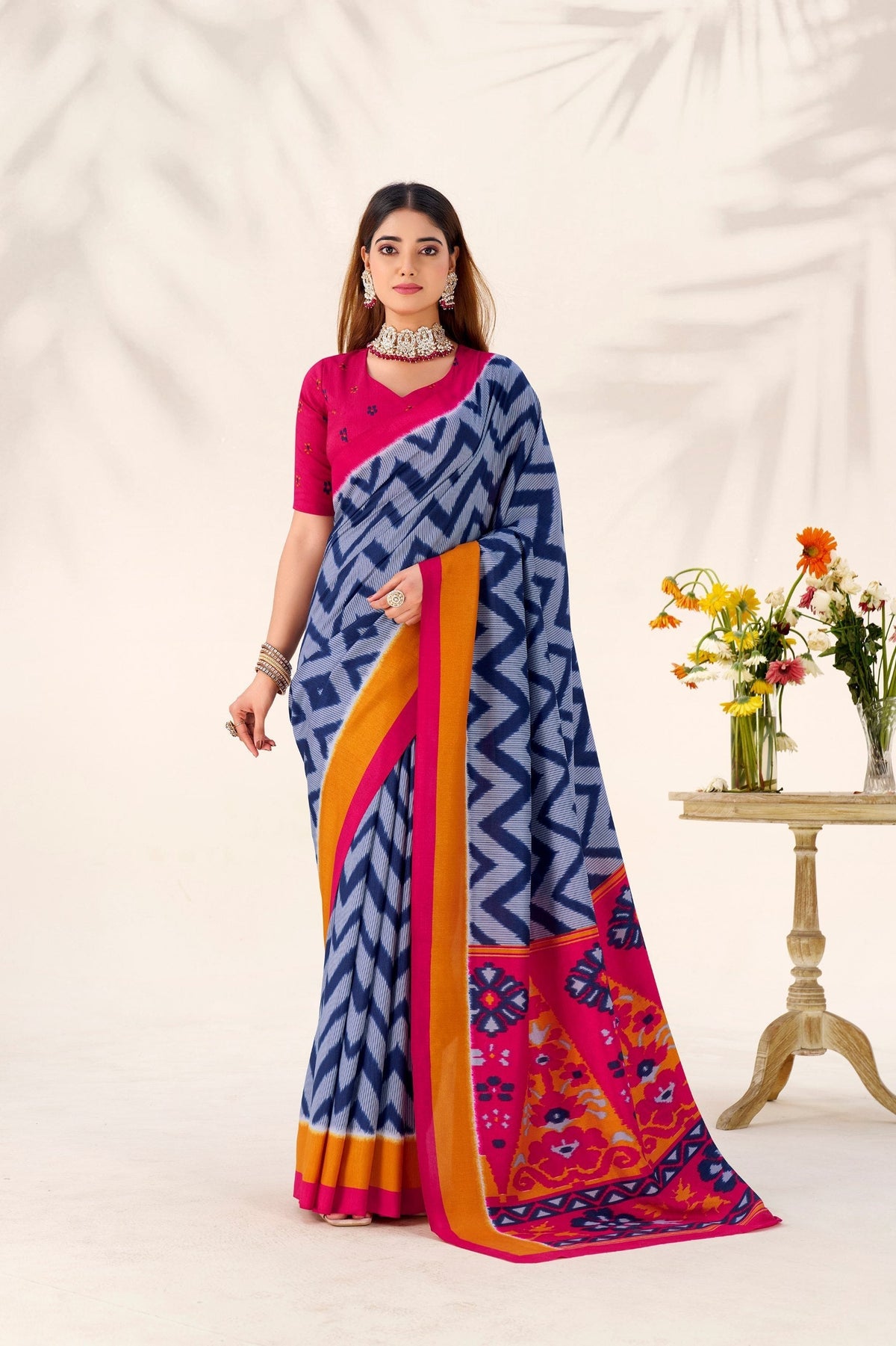 Blue Elegant Printed Tasar Silk Saree with Matching Unstitched Blouse Piece