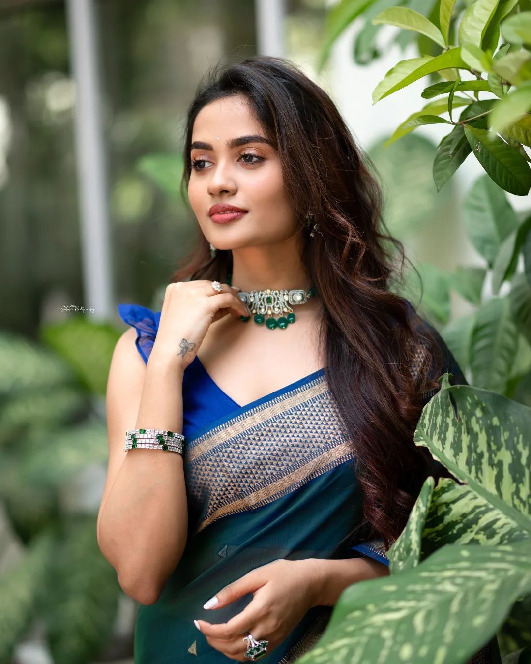 Outstanding Rama Soft Silk Saree With Impressive Blouse Piece
