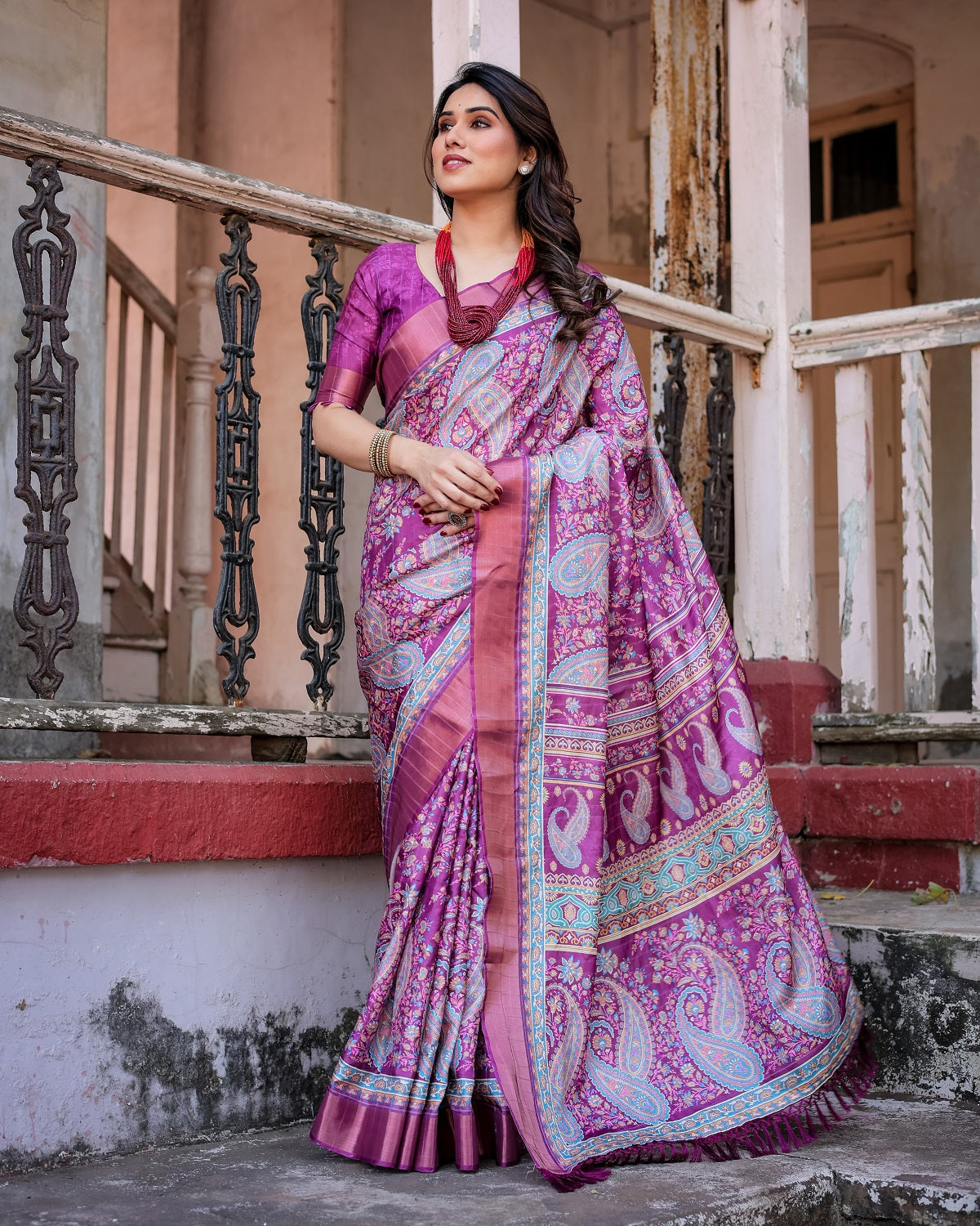 Printed Multicolor Linen Saree for Women with Multicolor Pallu and Ethnic Border – Lightweight Casual Wear