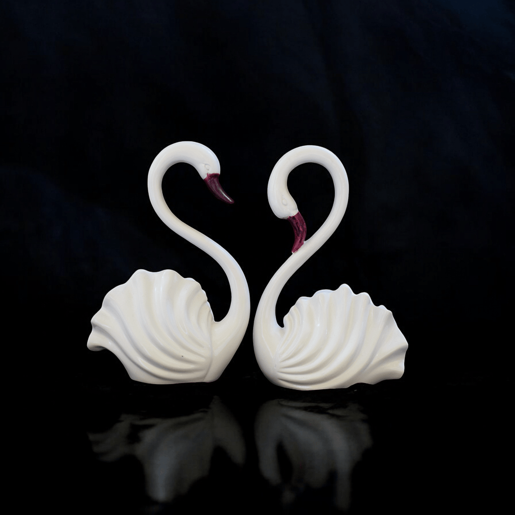 Swan Pair for interior Decor: A Serenade of Love and Elegance - Fabzie - Home Decor Elegance