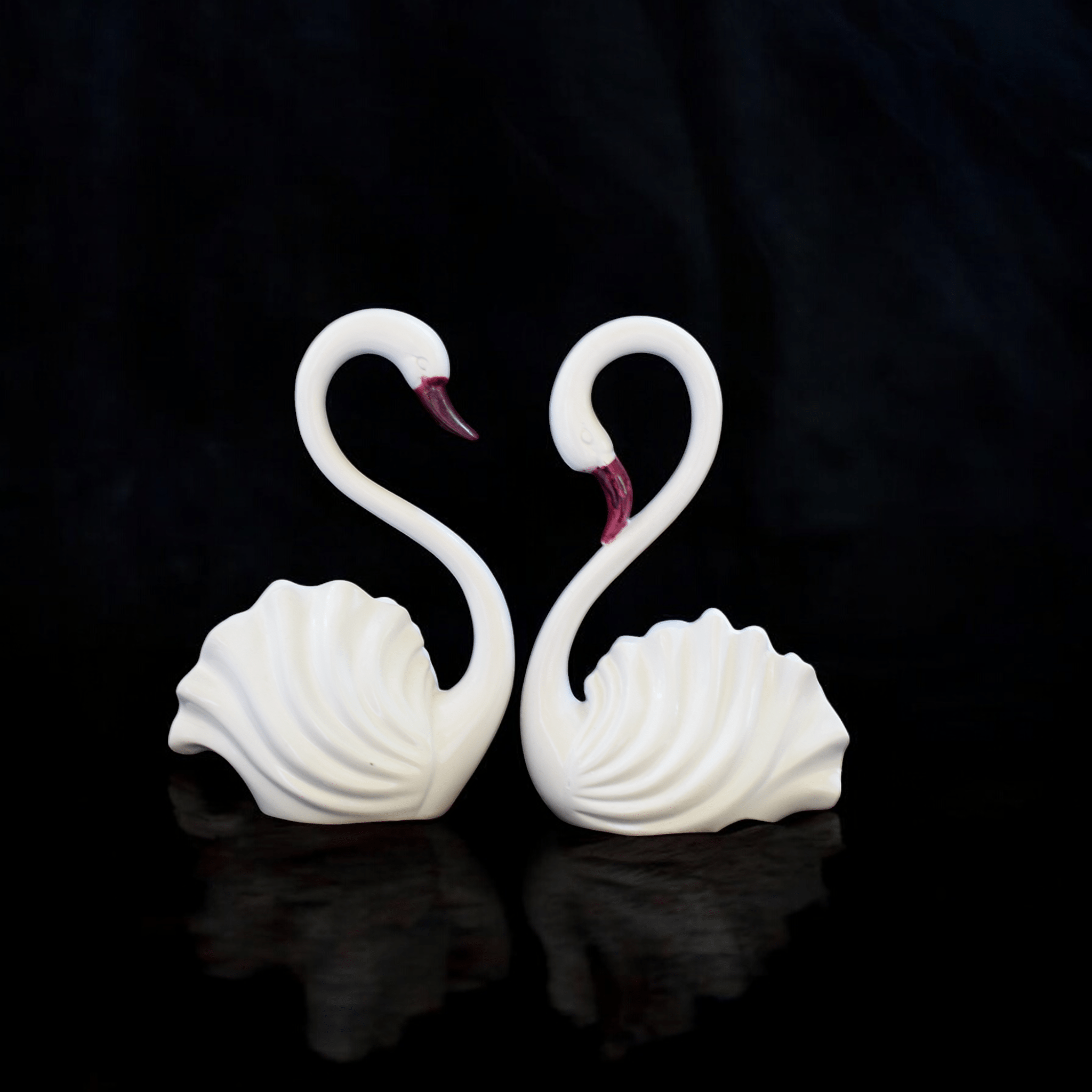 Swan Pair for interior Decor: A Serenade of Love and Elegance - Fabzie - Home Decor Elegance