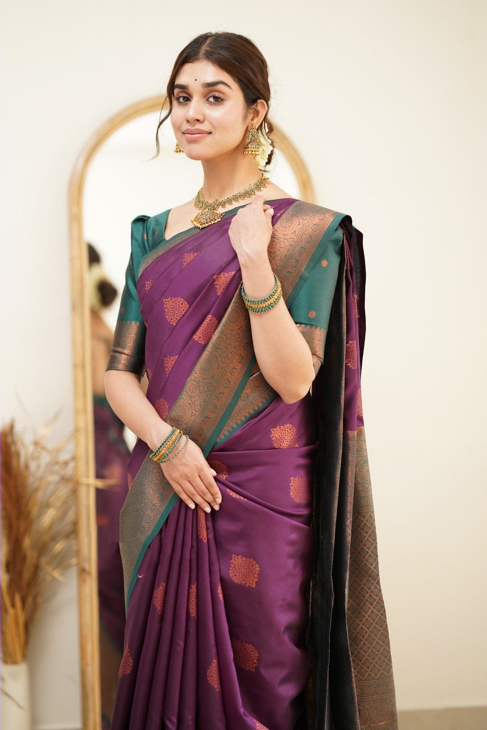 Amiable Purple Soft Silk Saree with Transcendent Blouse Piece