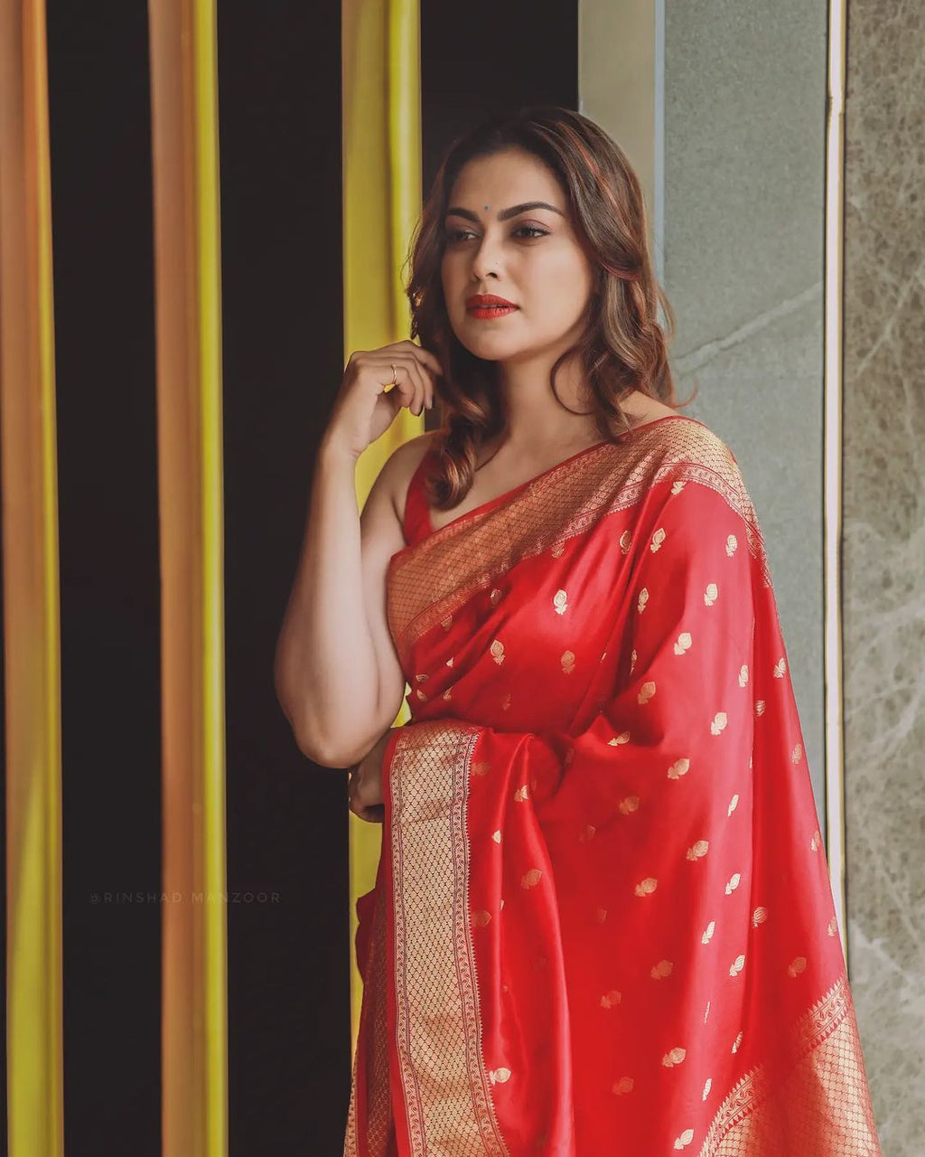Cynosure Red Soft Banarasi Silk Saree With Demesne Blouse Piece