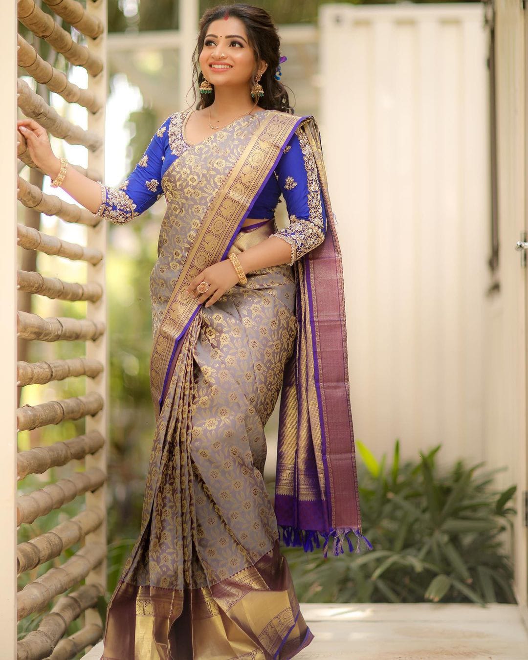 Palimpsest Grey Soft Banarasi Silk Saree With Two Snazzy Blouse Piece