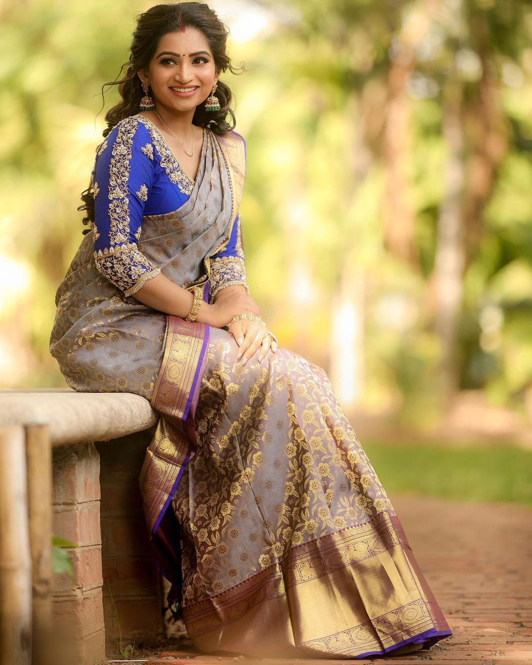 Palimpsest Grey Soft Banarasi Silk Saree With Two Snazzy Blouse Piece
