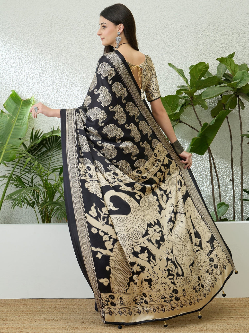 Aakriti Contemporary Semi Modal Saree for Special Occasions