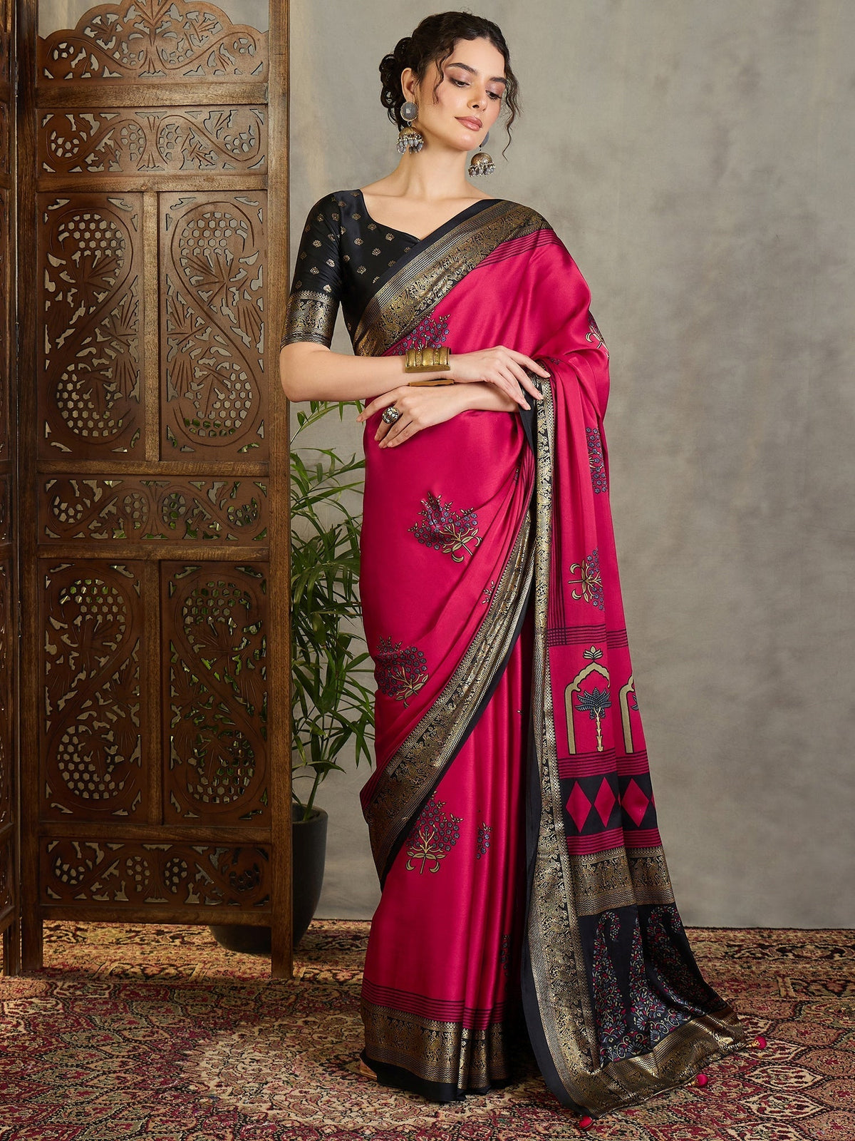 Aavira Classic Semi Modal Saree for Traditional Functions