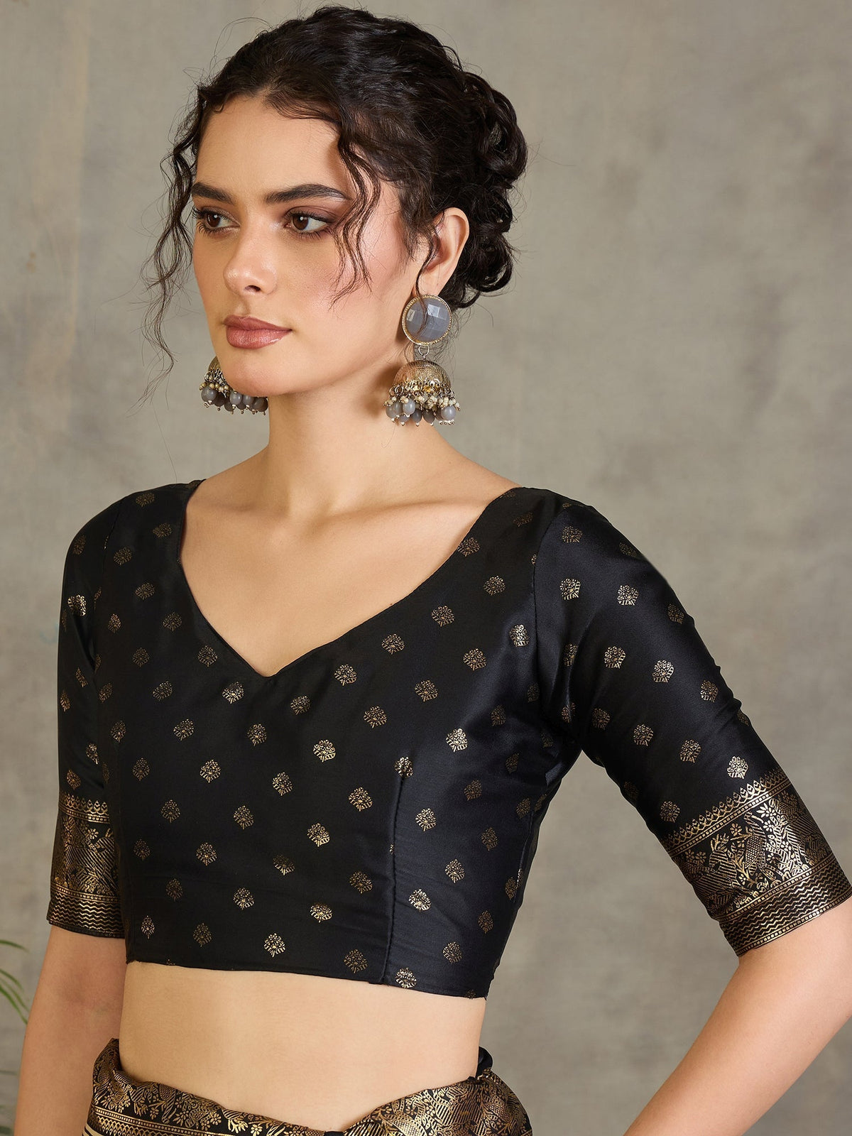 Aavira Classic Semi Modal Saree for Traditional Functions