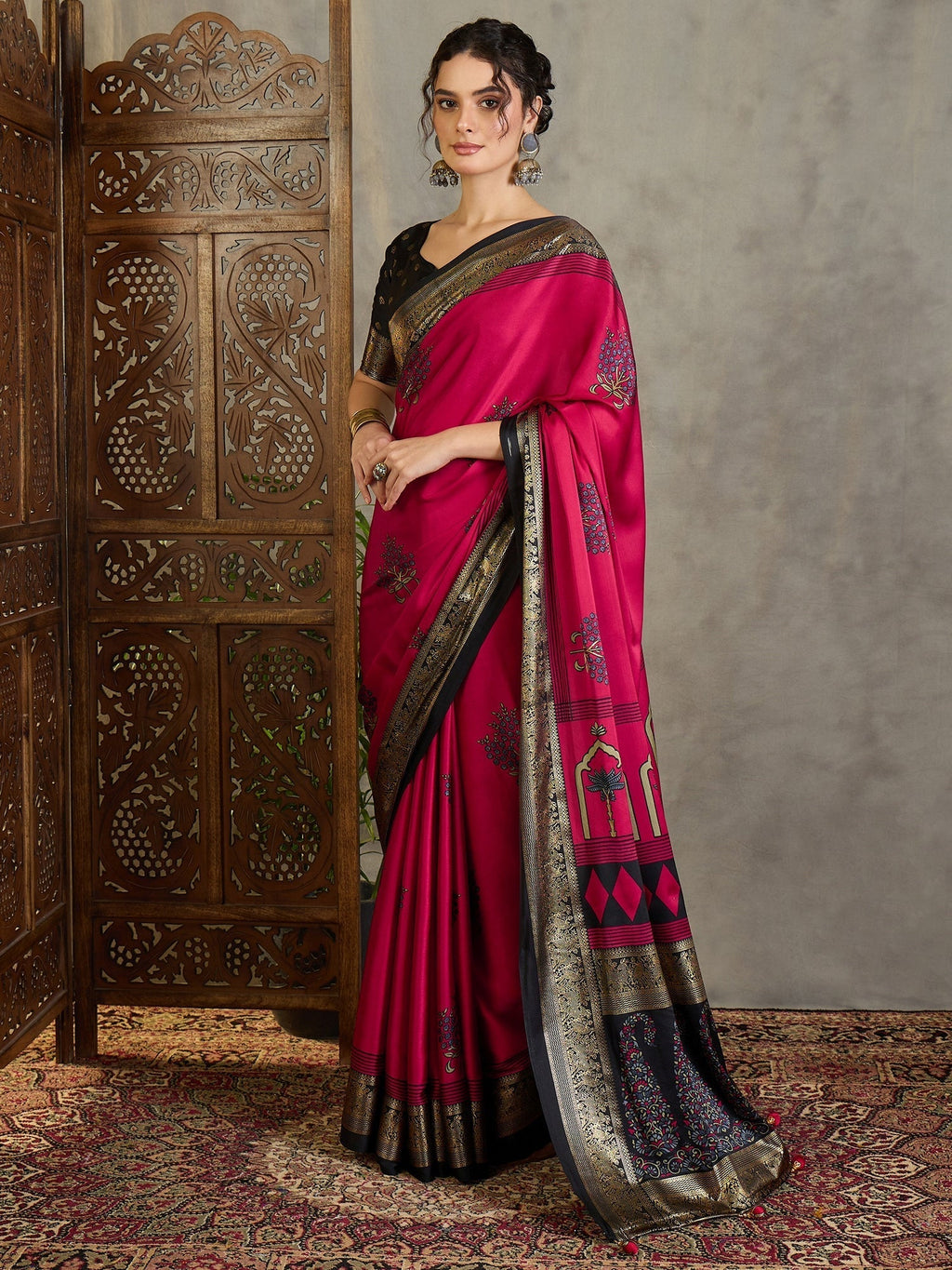 Aavira Classic Semi Modal Saree for Traditional Functions