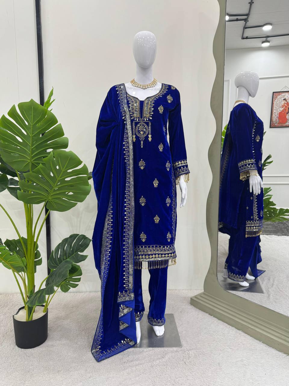 Blue Elegant Velvet Ensemble – Luxe Thread & Sequin Work
