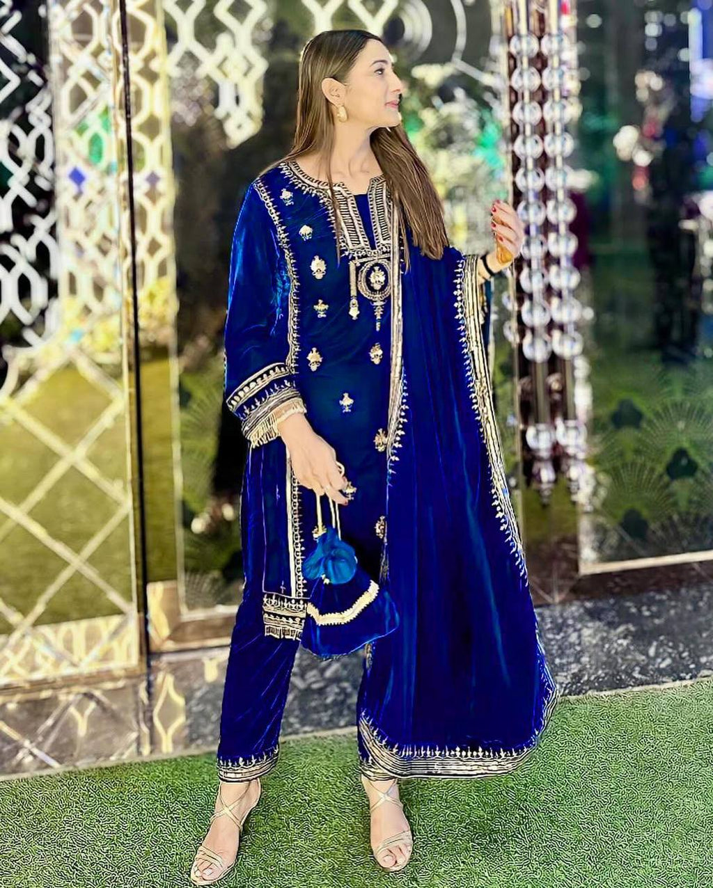 Blue Elegant Velvet Ensemble – Luxe Thread & Sequin Work