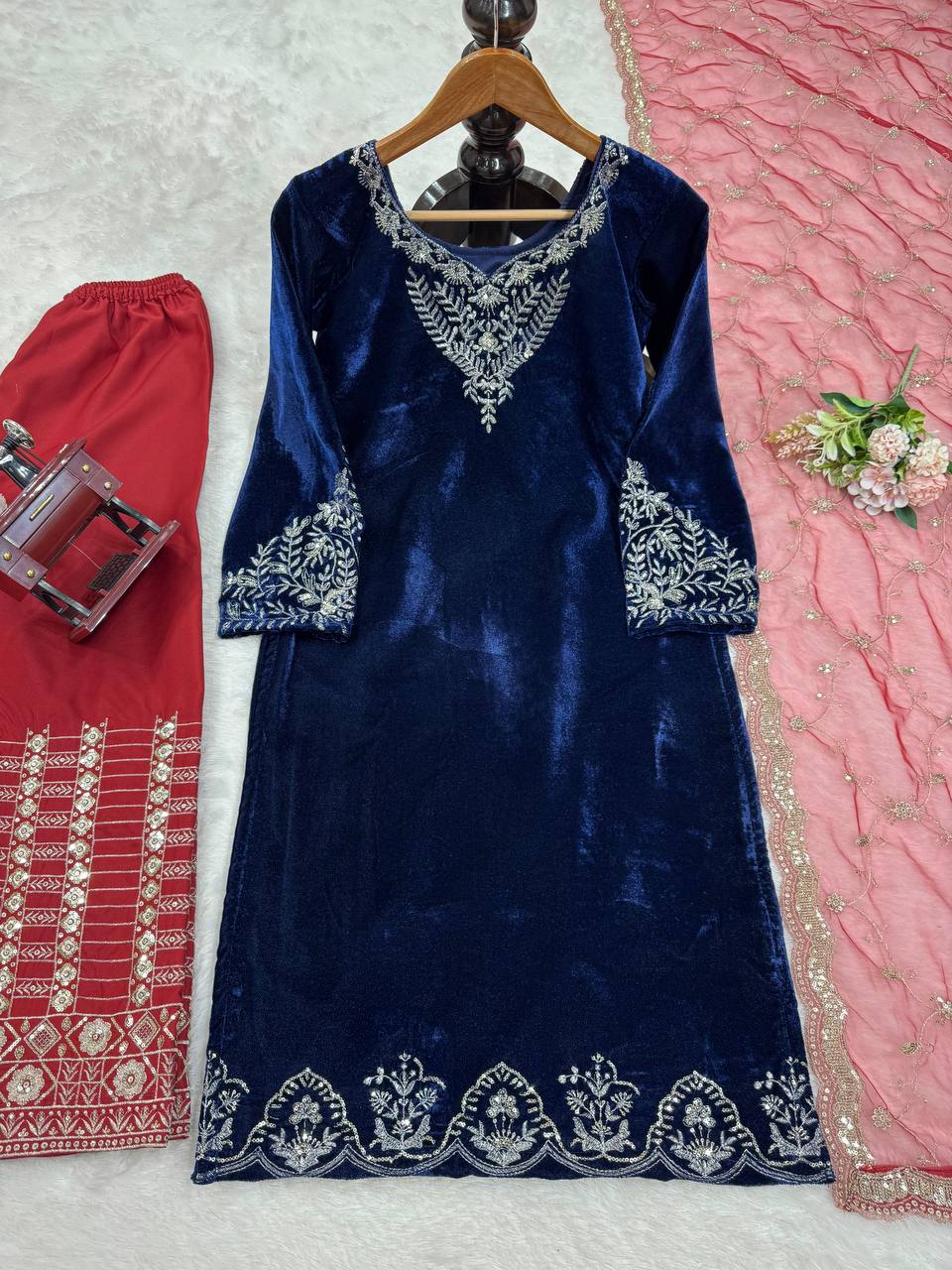 Blue Elegant Velvet Threadwork Suit Set