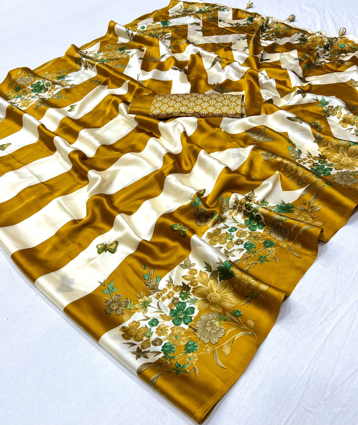 Elaria Contemporary Semi Modal Saree for Special Occasions