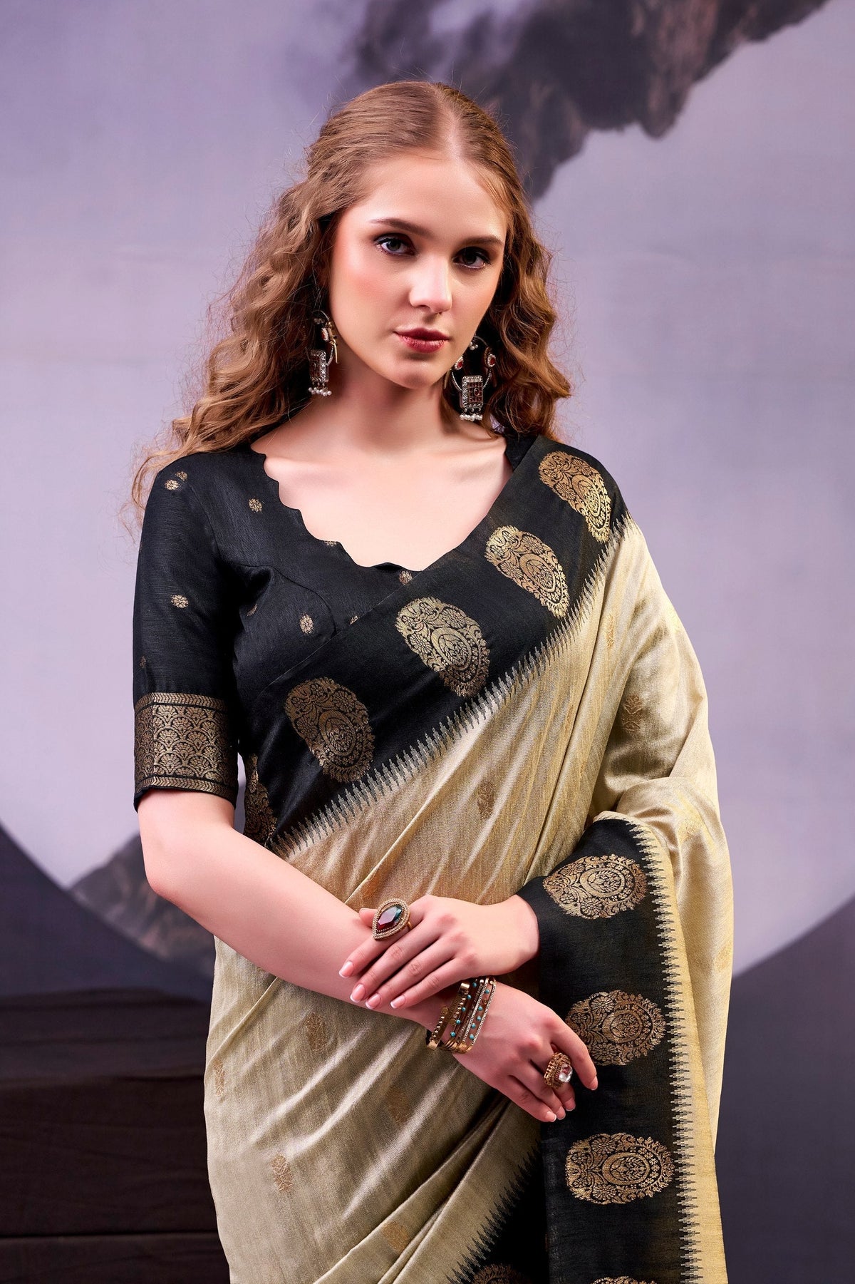 Elegant Cotton Zari Weaving Saree