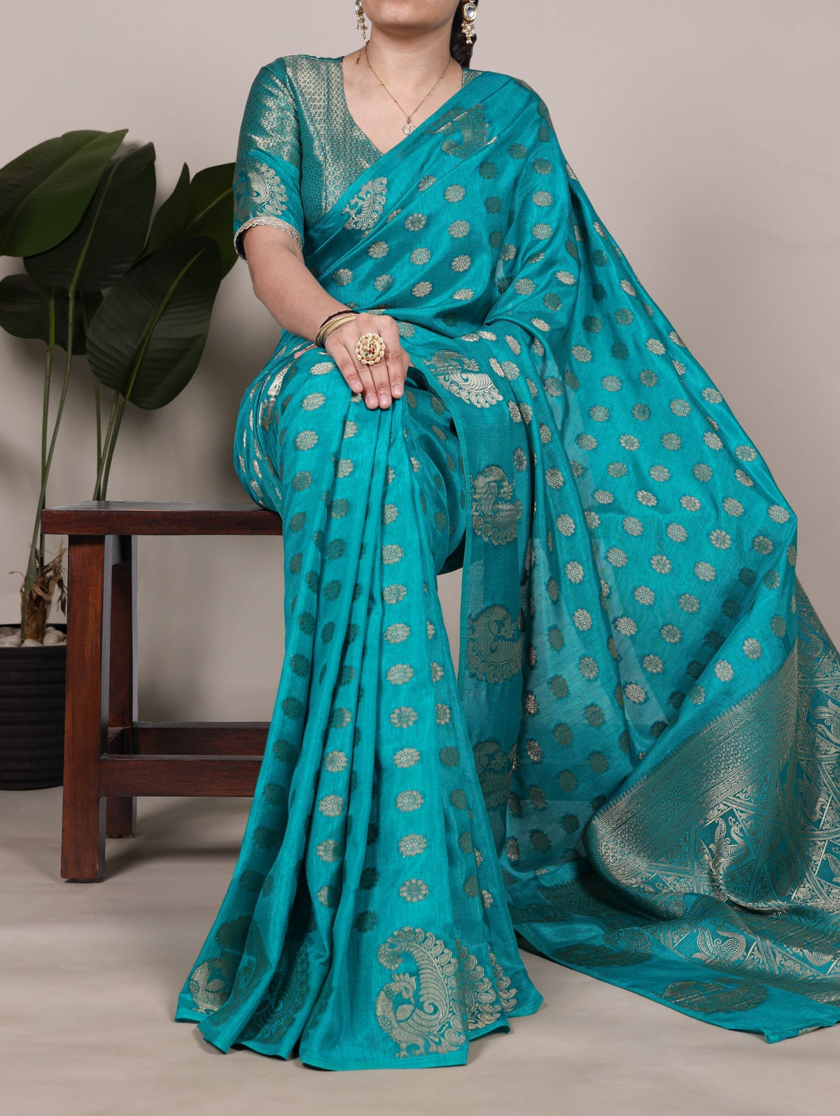 Firozi Roop Silk Saree with Zari Weaving & Elegant Lace-Touch Blouse