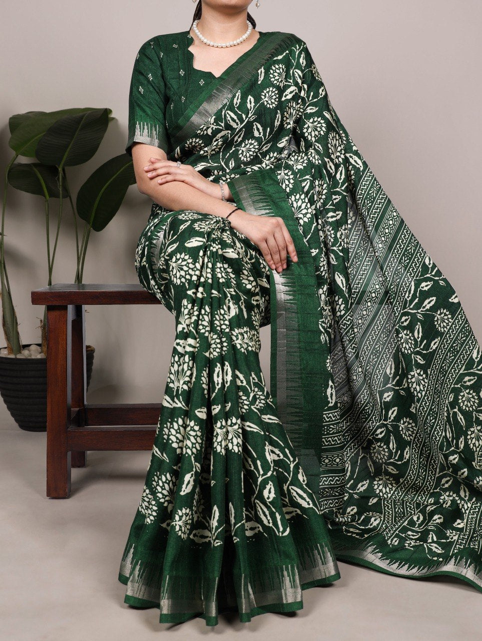 Floral Printed Slub Silk Saree