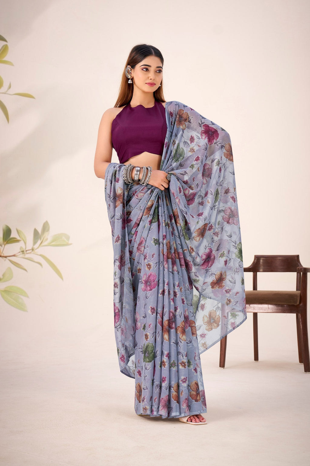 Gray Elegant Lurex Brasso Saree with Floral Viscose Brasso Work & Silk Blouse Piece