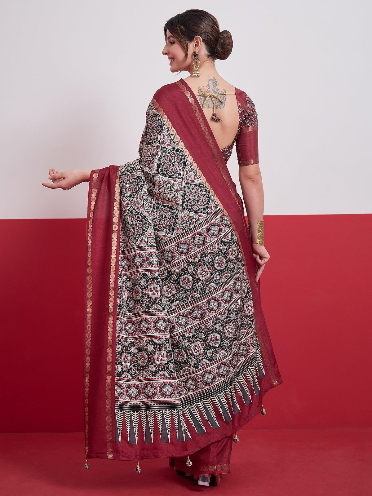 Kashmira Textured Tussar Silk Saree for Festive Wear