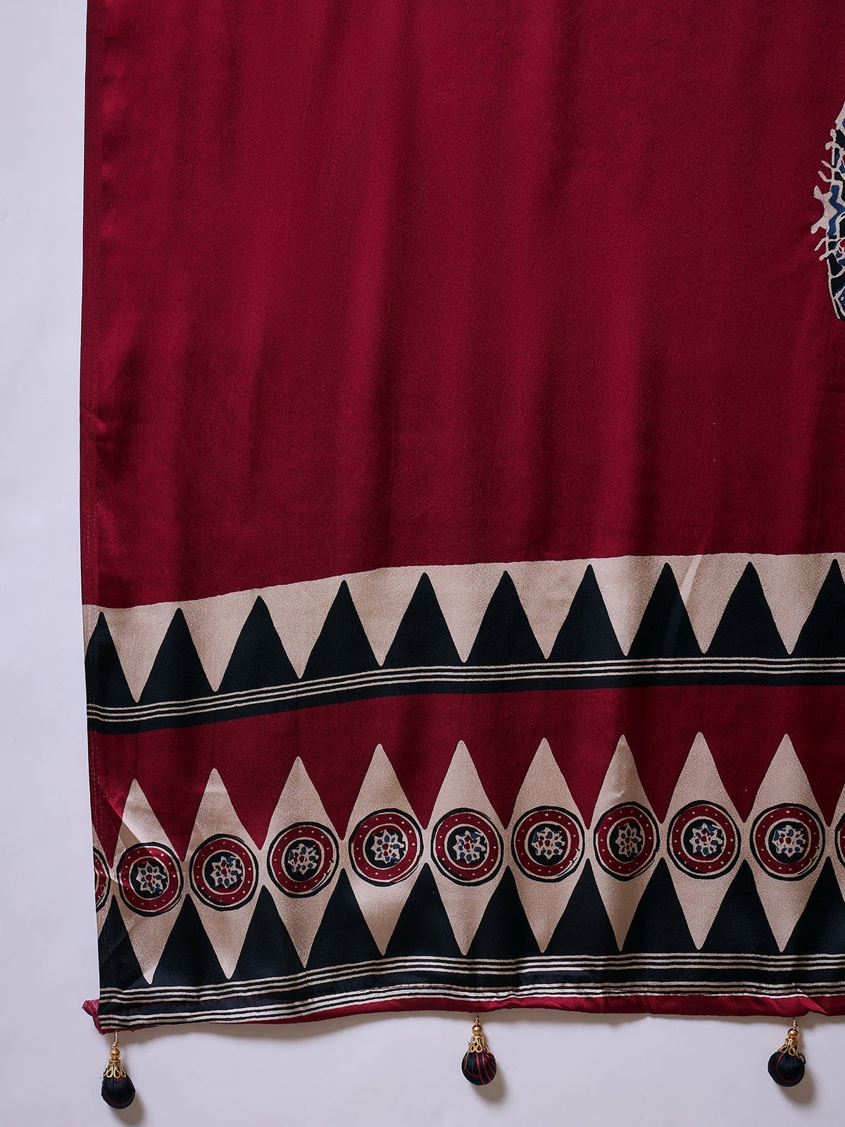 Kiyana Elegant Semi Modal Saree for Wedding Functions