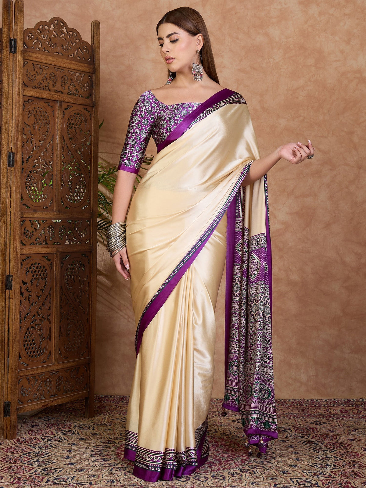 Miranvi Contemporary Semi Modal Saree for Special Occasions