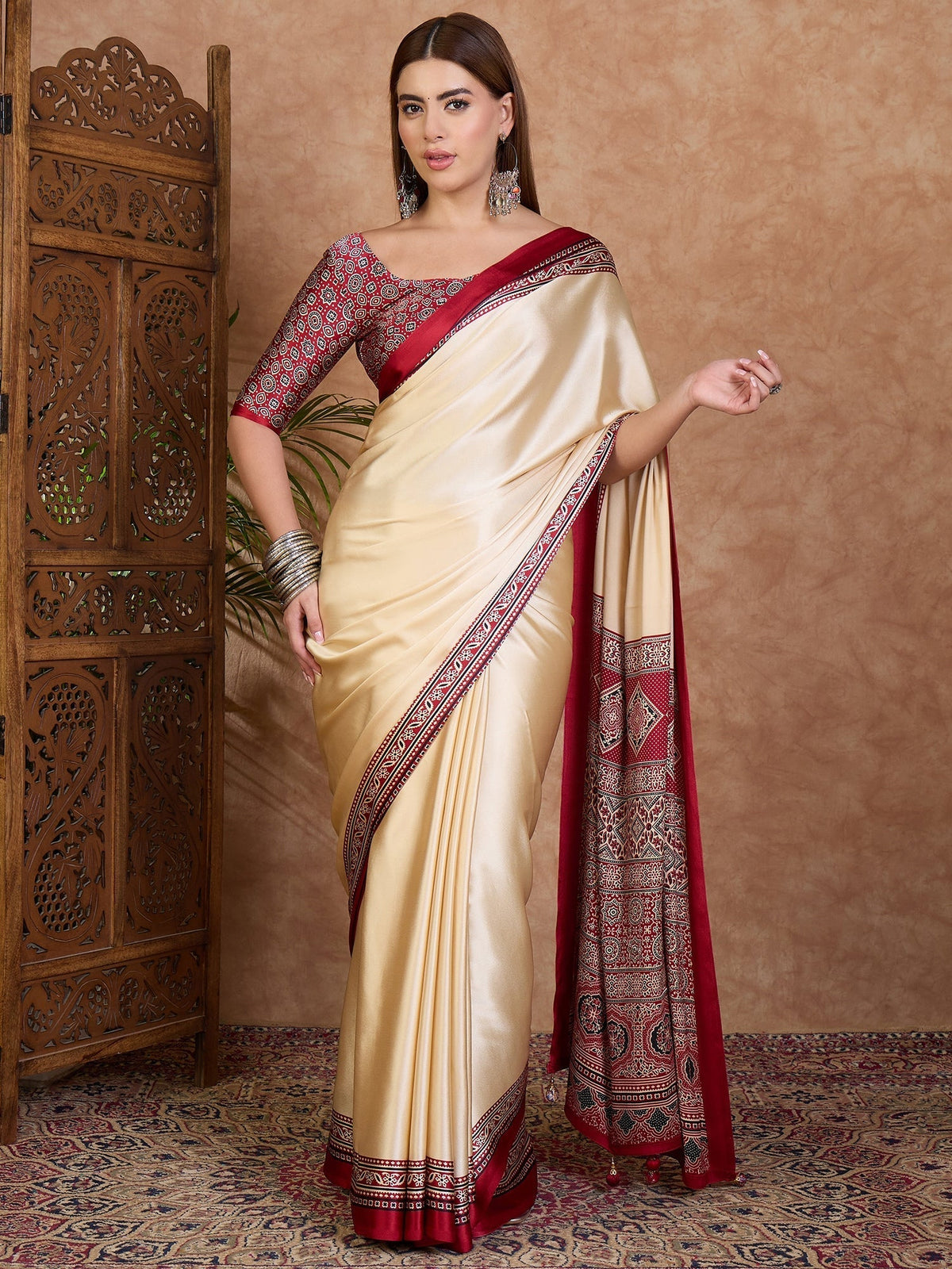 Miranvi Contemporary Semi Modal Saree for Special Occasions