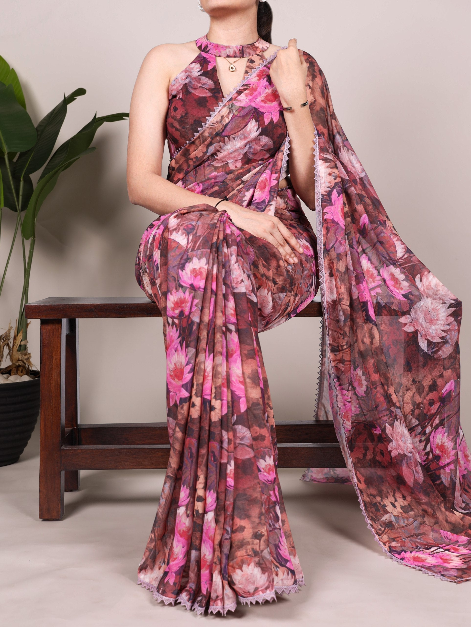 Onion Floral Printed Weightless Marble Saree with Lace Border & Matching Blouse