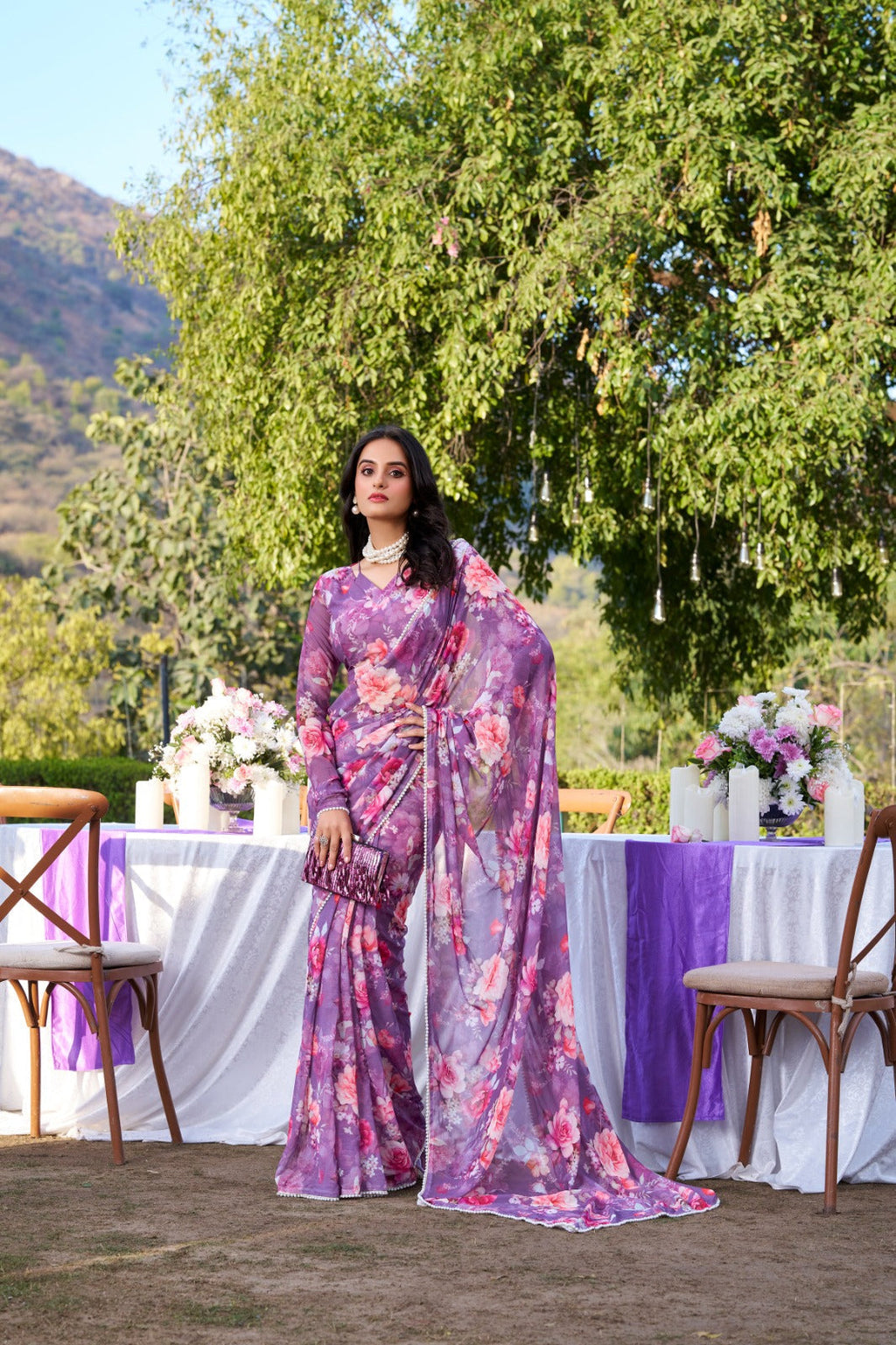Onion Refined Beauty Weightless Marble Printed Saree with Pearl Lace Border