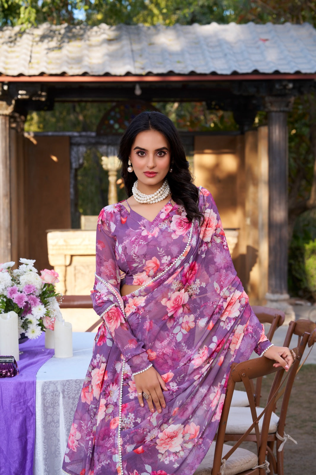 Onion Refined Beauty Weightless Marble Printed Saree with Pearl Lace Border
