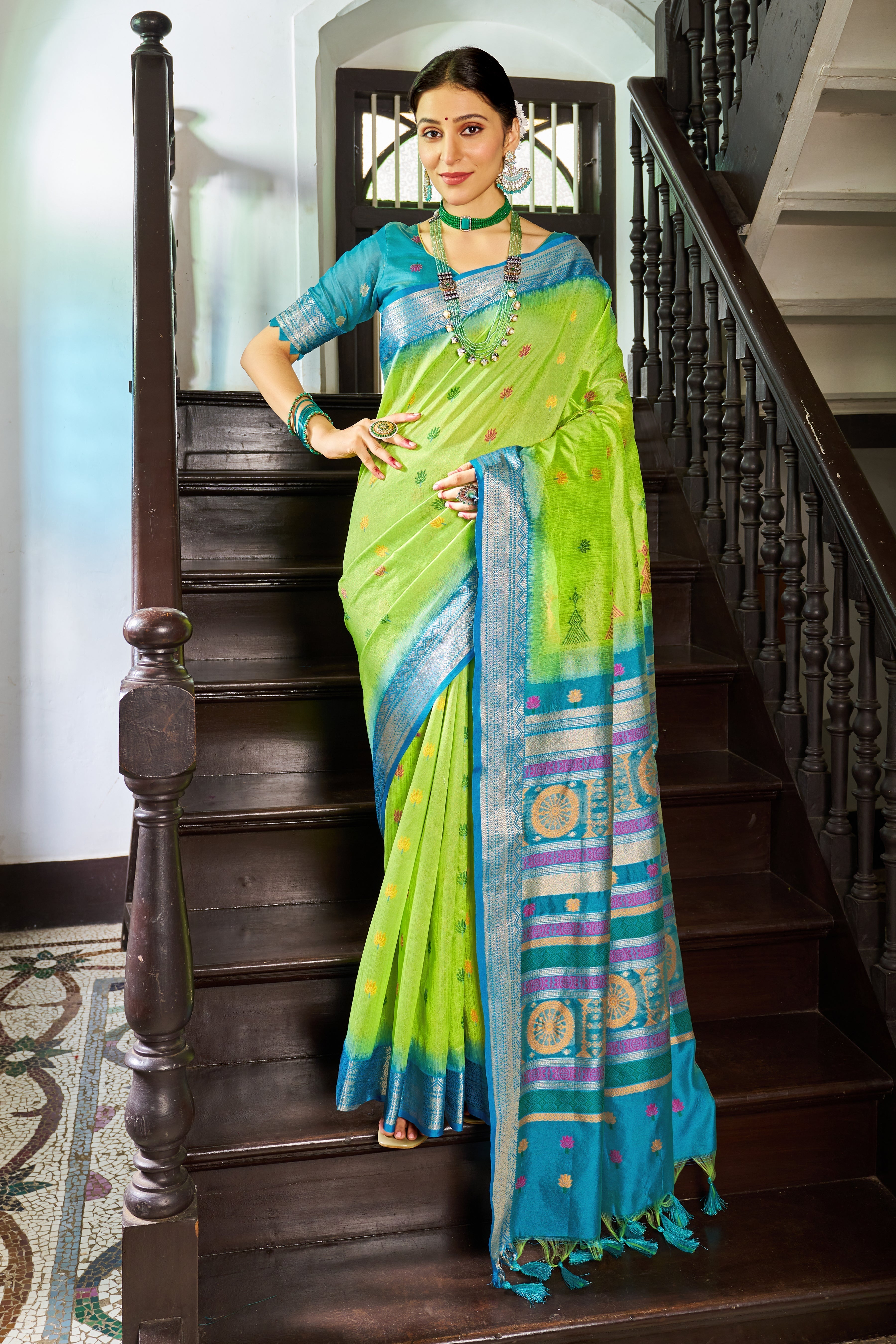 Parrot Elegant Slub Lilan Saree – Luxurious Semi Tussar Silk