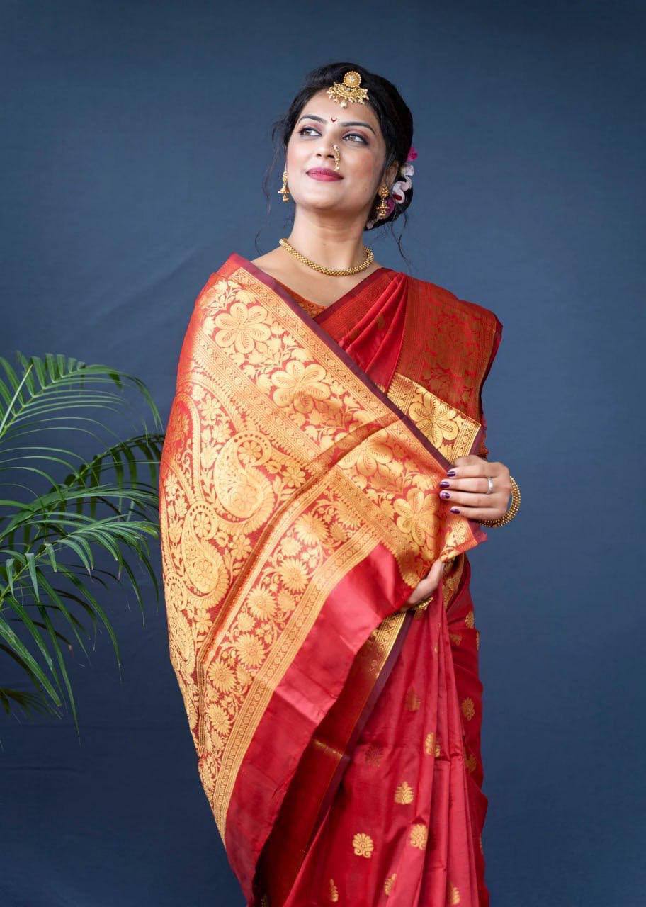 Mameraa Soft Lichi Silk Jacquard Saree