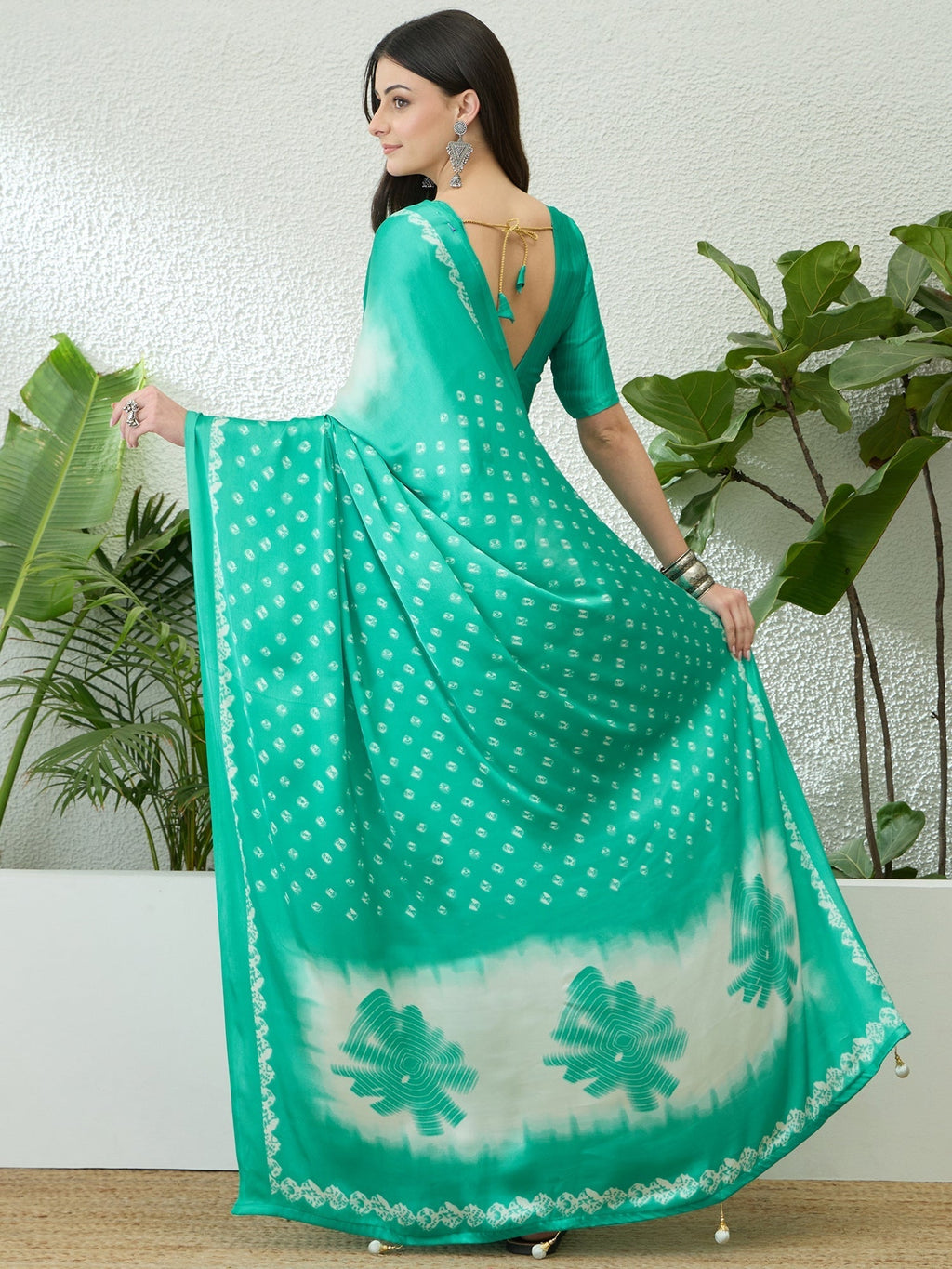 Pranika Graceful Semi Modal Saree for Ethnic Celebrations