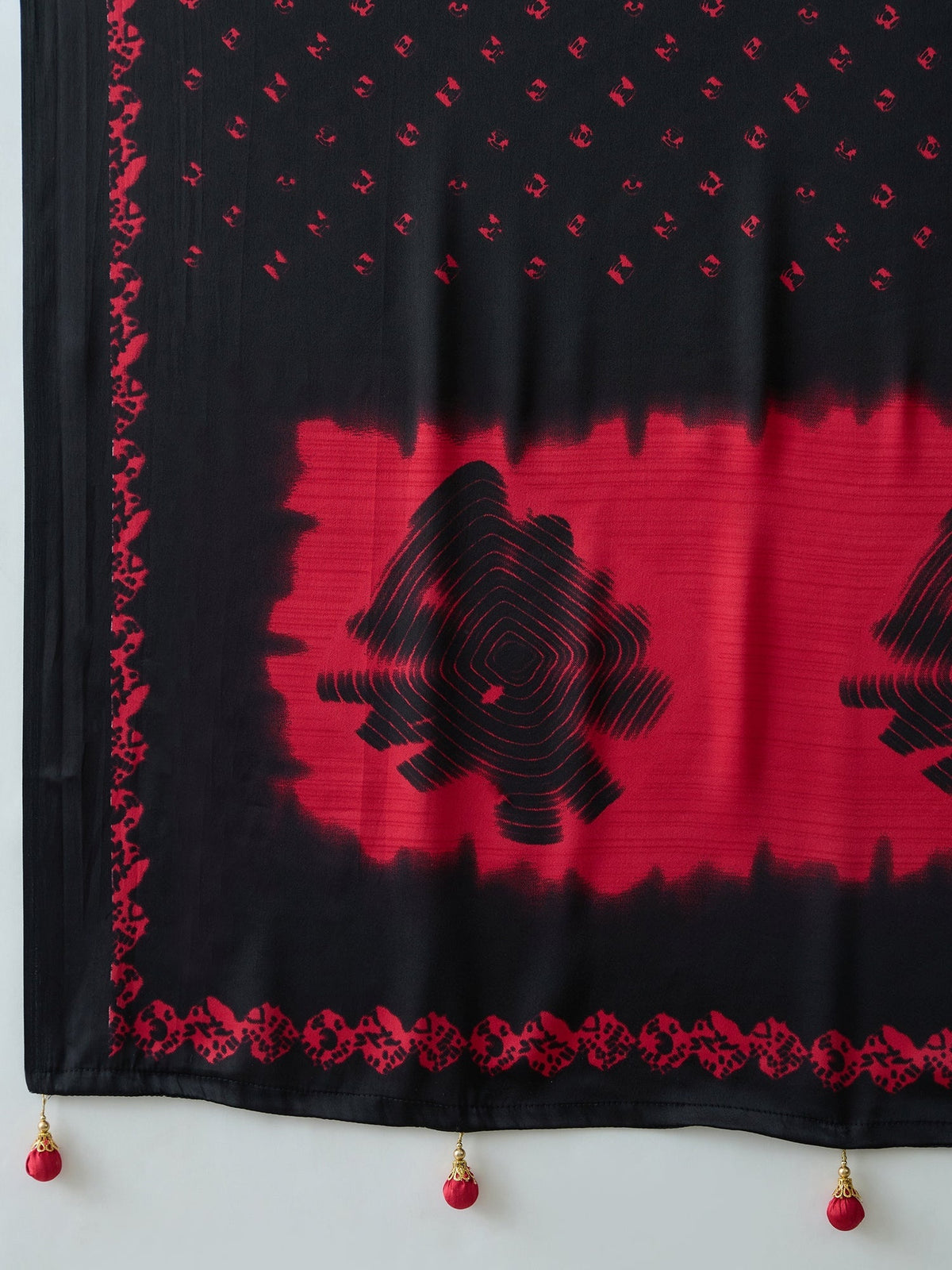 Pranika Graceful Semi Modal Saree for Ethnic Celebrations