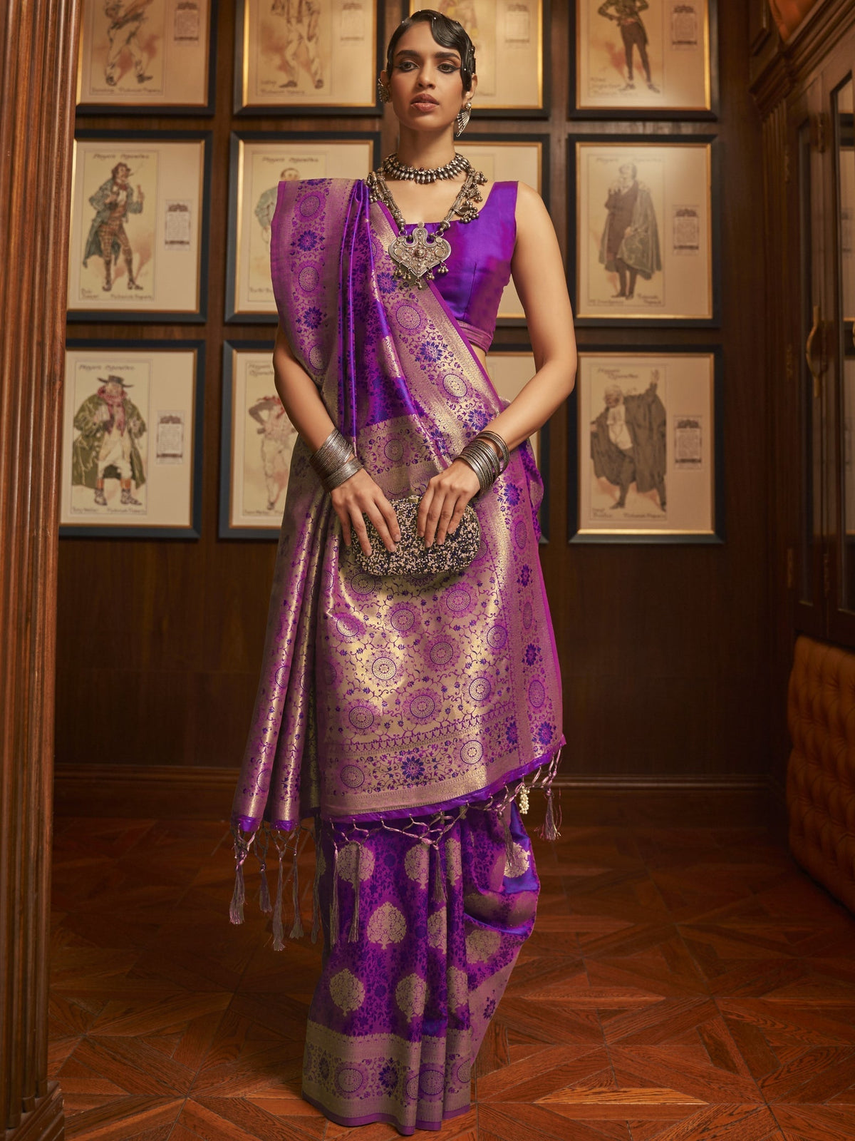 Purple Elegant Banarasi Silk Blend Saree with Unstitched Blouse Piece
