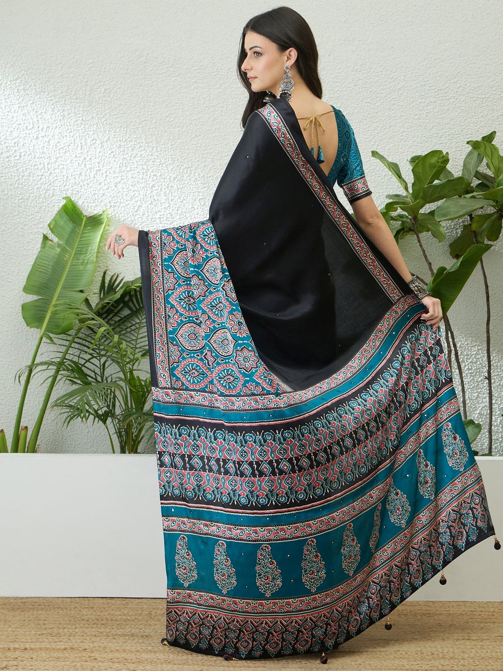 Reyanshi Classic Semi Modal Saree for Traditional Functions