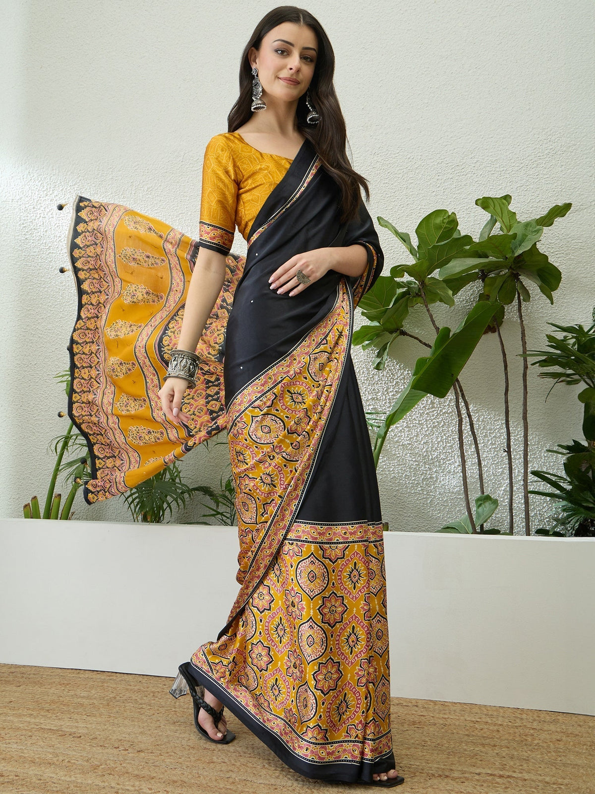 Reyanshi Classic Semi Modal Saree for Traditional Functions