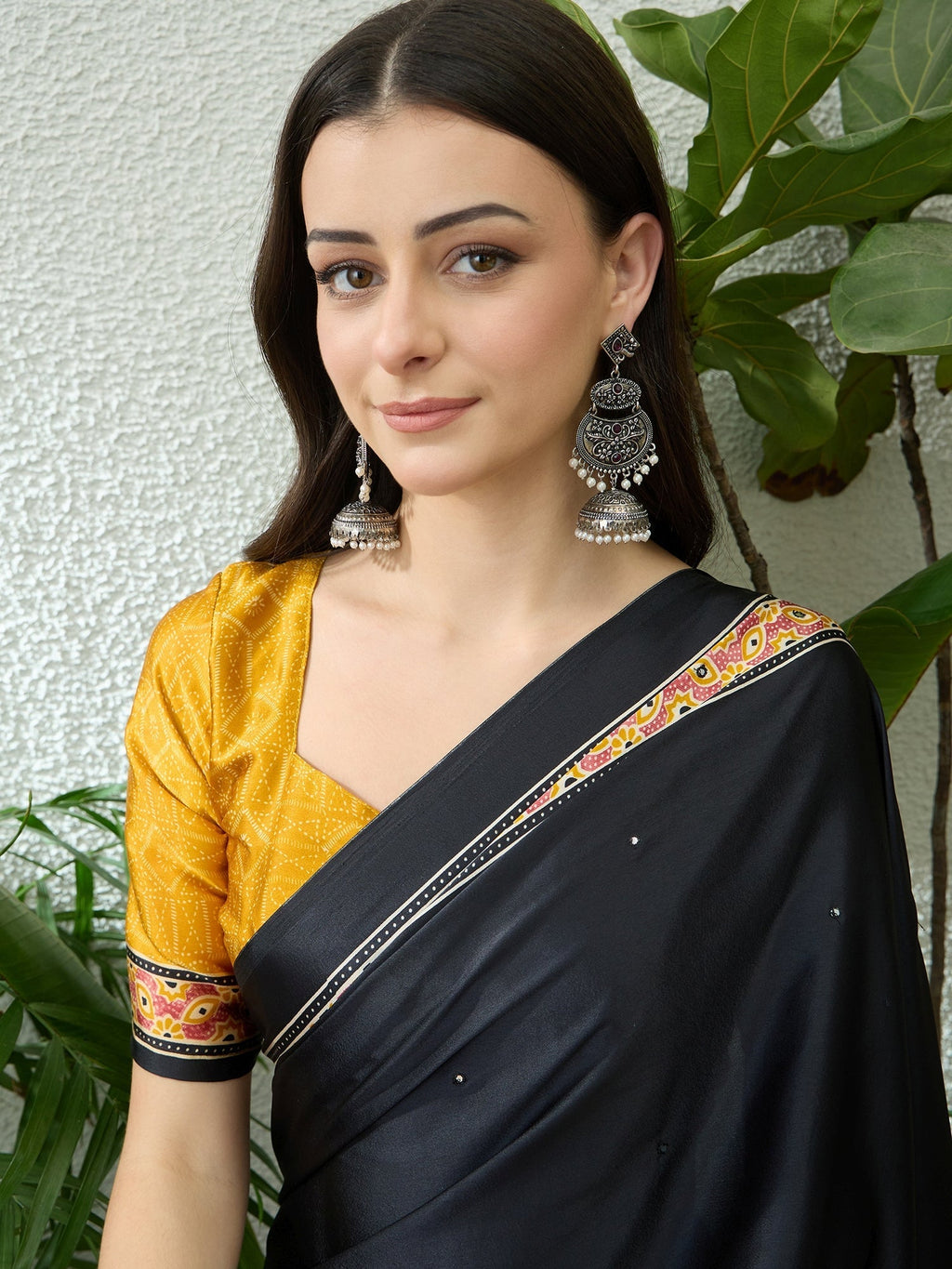 Reyanshi Classic Semi Modal Saree for Traditional Functions