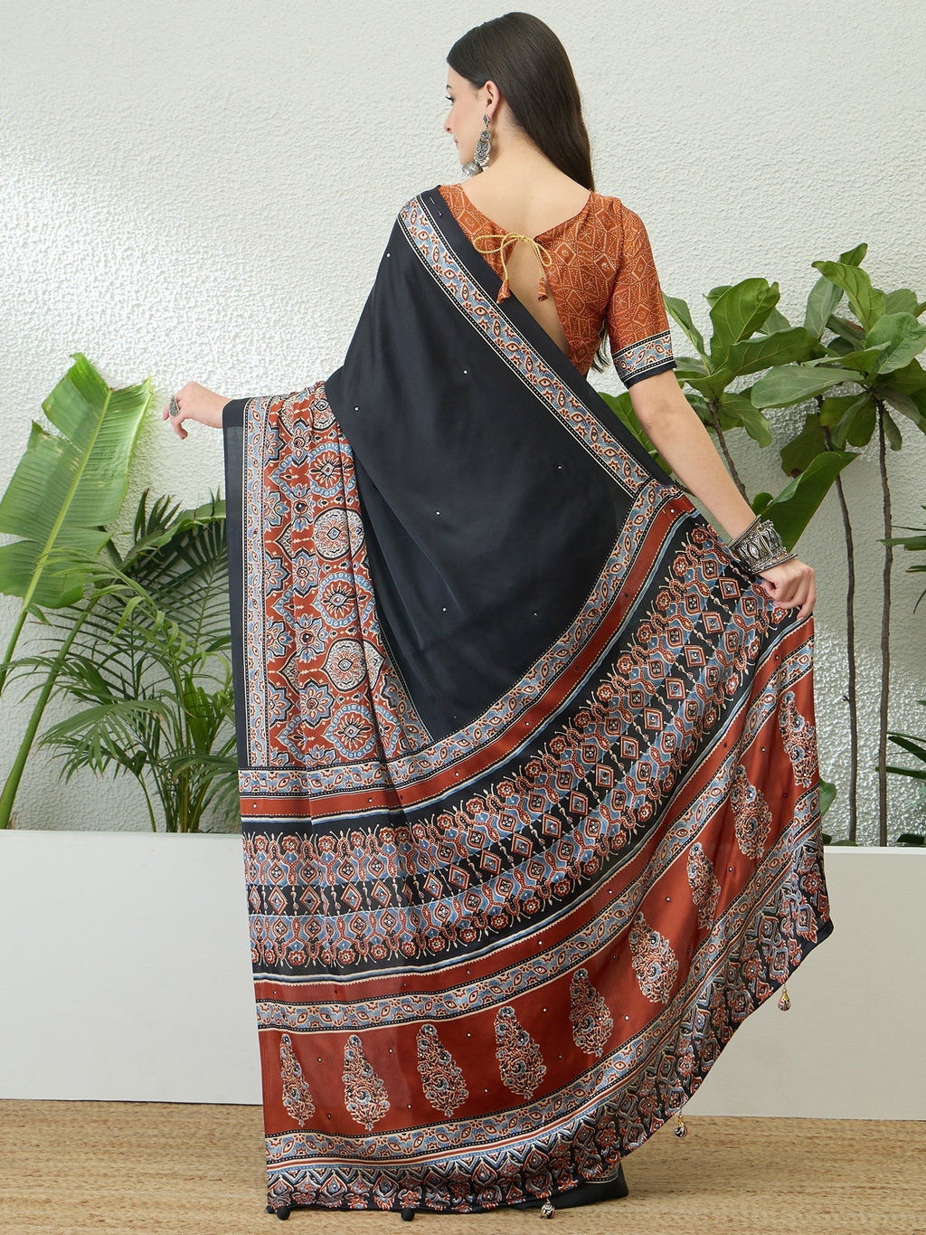 Reyanshi Classic Semi Modal Saree for Traditional Functions