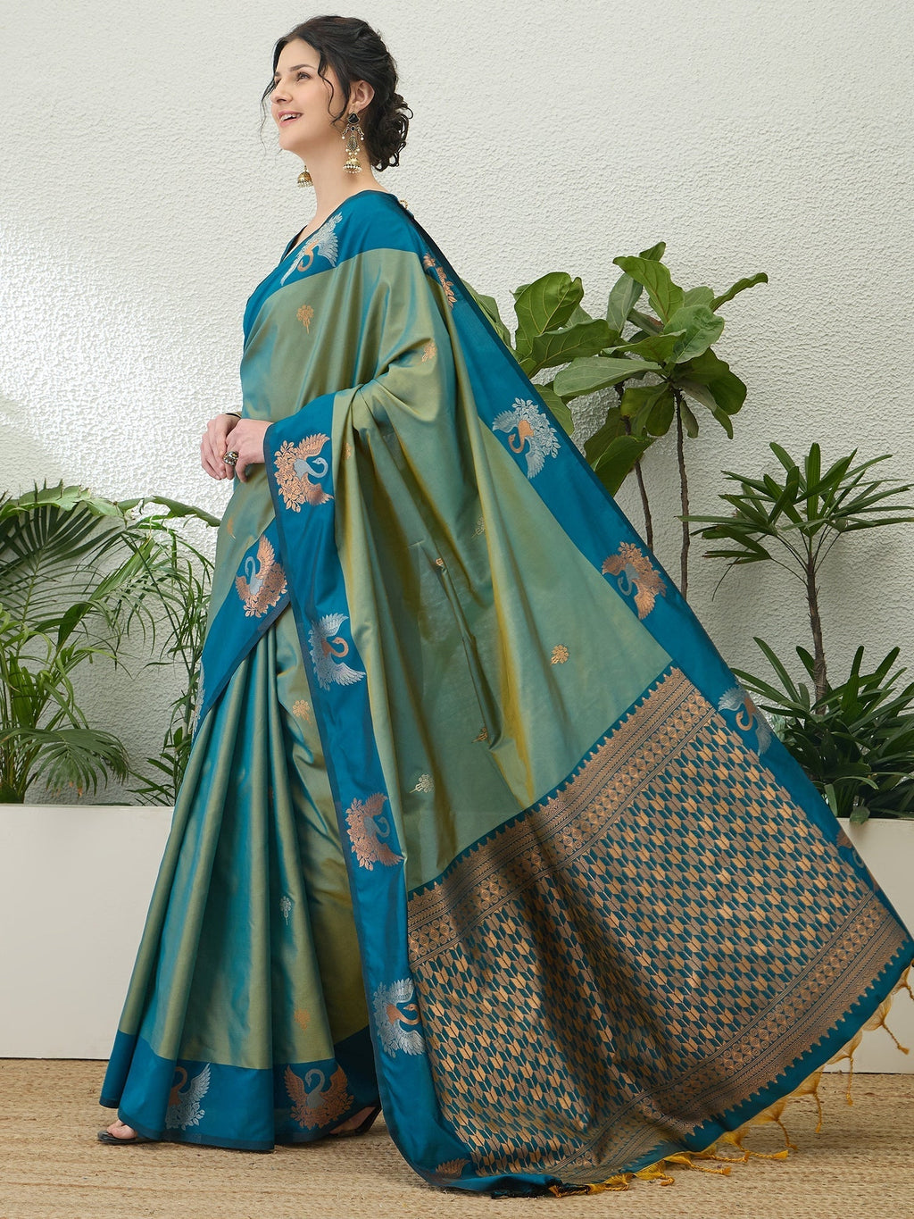 Tarunika Handloom Silk Saree for Wedding & Festive Wear