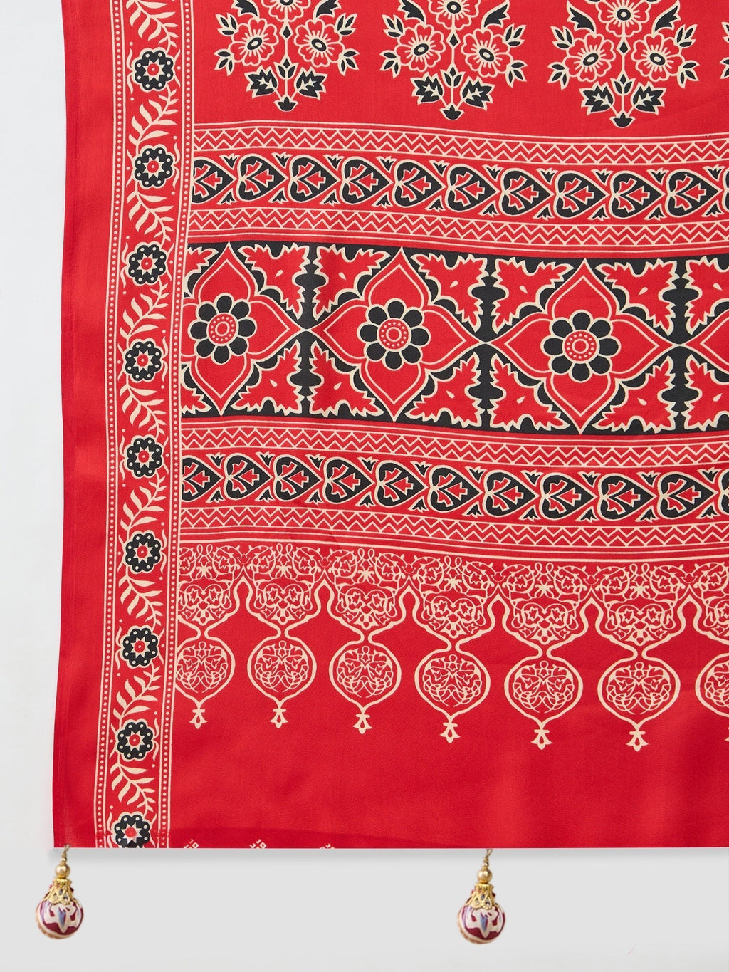 Vritara Graceful Semi Modal Saree for Ethnic Celebrations