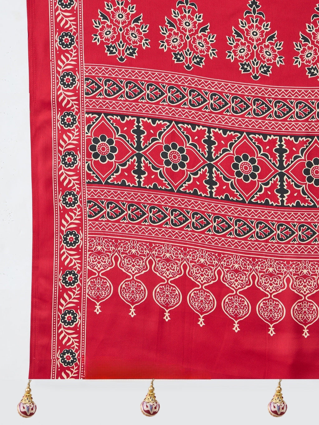 Vritara Graceful Semi Modal Saree for Ethnic Celebrations