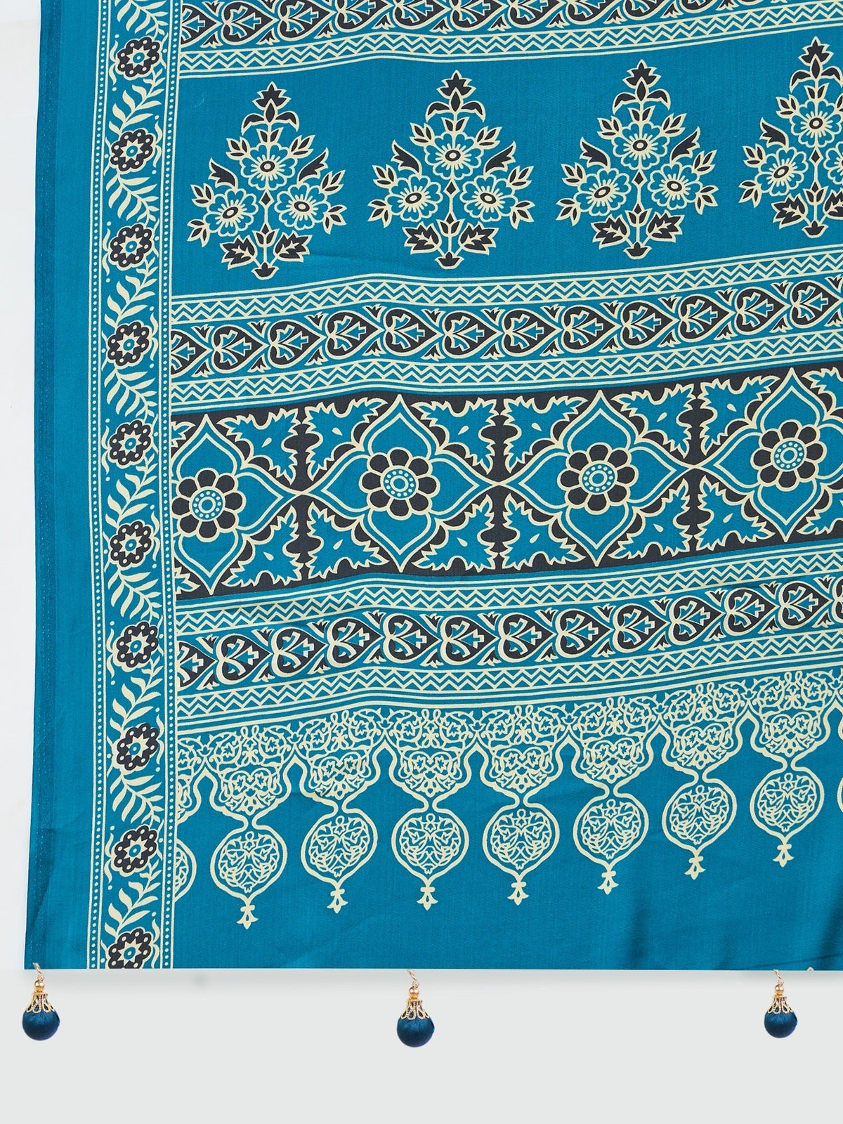 Vritara Graceful Semi Modal Saree for Ethnic Celebrations